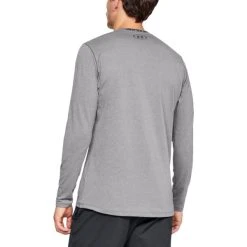 UNDER ARMOUR Men's ColdGear® Fitted Crew Long-Sleeve Shirt -trucker hat shop 2051153 101 alt3