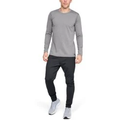 UNDER ARMOUR Men's ColdGear® Fitted Crew Long-Sleeve Shirt -trucker hat shop 2051153 101 alt4