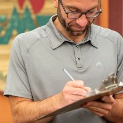 Eastern Mountain Sports EMS Men's Essential Peak Polo -trucker hat shop 2066071 004 alt3