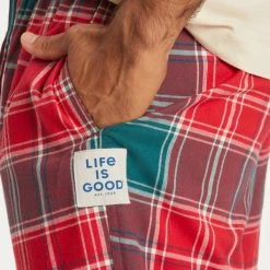 LIFE IS GOOD Men's Holiday Plaid Classic Sleep Pants -trucker hat shop 2082632 601 alt3