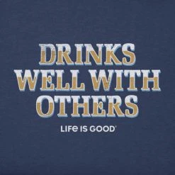 LIFE IS GOOD Men's Drinks Well W/ Others Short-Sleeve Crusher Tee -trucker hat shop 2086088 403 alt1